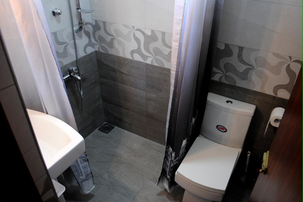 Cinnamon Holiday Inn Хиккадува Экстерьер фото